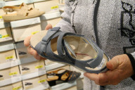 Sandale, Schuhgeschaeft