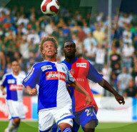 Fussball Grasshopper Club - FC Basel Rolf Feltscher gegen  Felipe Caicedo 