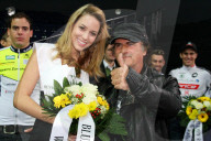  Miss Eahrt Irina De Giorgi - Leadsänger Krokos Marc Storace /Startschuss ( Zürcher Sechstagerennen 2011)