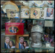 FEATURE - Royal Wedding: Kitsch und Souvenirs