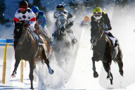 Pferderennen auf Schnee White Turf St.Moritz Flachrennen