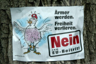 AUNS-Plakat gegen EU-Beitritt, 2005
