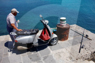 Fischer am Hafen von Rhodos