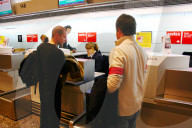 Airport  Checdk-In Schalter Terminal A Flughafen Zuerich - Kloten