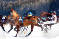 Pferderennen auf Schnee White Turf St.Moritz Traberennen