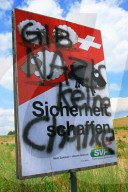 Ueberschriebenes SVP Wahlplakat