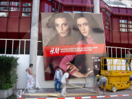 Werbeplakat Modehaus H&M