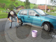 Autowaesche auf dem Lande