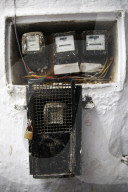 Gefahren , Stromzaehler in Tetouan 