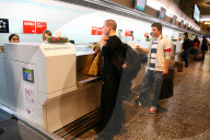 Airport  Checdk-In Schalter Terminal A Flughafen Zuerich - Kloten