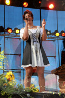 Sarah-Jane  Saengerin 