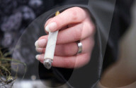 DROGEN HANF MARIHUANA HASCH HASCHISCH JOINT RAUCHEN  GESUNDHEITSWESEN RAUCHEN 