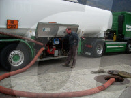 Otto Husmann, Husmann Transporte liefert Benzin