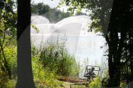 Fischsterben Inkwilersee .Armee leitet Frischwasser in den See