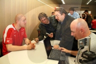 Philippe Senderos  ,Schweizer Fussball Nationalmannschaft / Journalisten