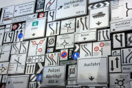Schweizer Strassenschilder 