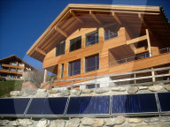 Holzhaus, Sonnenkollektoren