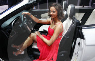 Automobilsalon Genf   Miss Schweiz 2011  Alina Buchschacher 