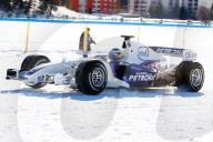 Formel 1 Star Nick Heidfeld GER auf Schnee in St.Moritz