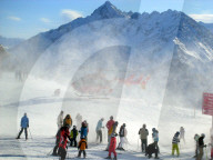 Skiunfall, Helikopter im Anflug