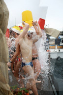 Samichlaus Schwimmen Zuerich