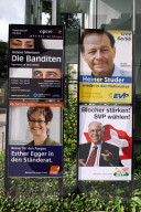 Wahlplakate Parlamentswahlen