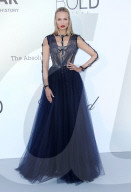PEOPLE - Cannes: Promis an der AmFar Gala