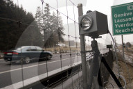 Radarkontrolle der Polizei während Temporeduktion wegen Feinstaub-Belastung, Schweiz 2006