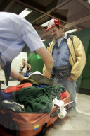 Zollkontrolle am Flughafen Zürich-Kloten, 2005