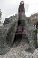 Waffenplatz Thun: Centurion-Panzer rosarot angemalt, 2004 