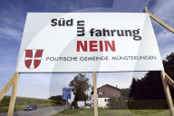 Plakat gegen die Südumfahrung von Scherzingen, Thurgau 2005