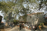 Gartenrestaurant in Nordgriechenland, 2004