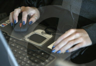 Studentin am Laptop, 2003