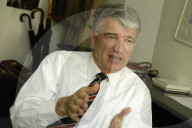 Peter Hasler in seinem Büro, 2005