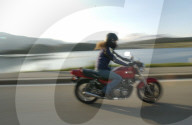 Grimsel 2004: Motorradfahrerin