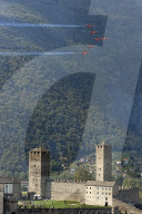 Patrouille Suisse über Bellinzona 2010