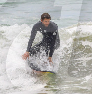 PEOPLE - Liam Hemsworth zeigt seine Sufskills
