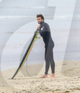 PEOPLE - Liam Hemsworth zeigt seine Sufskills