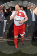 PEOPLE - Prinz Albert von Monaco spielt Fussball an einem Wohltätigkeitsspiel