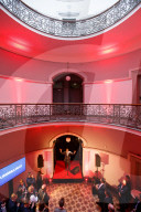 NEWS - Sir Richard Branson feiert seine Virgin Hotels in Edinburgh