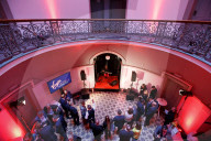 NEWS - Sir Richard Branson feiert seine Virgin Hotels in Edinburgh