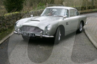 FEATURE - Der Aston Martin DB5 von James Bond aus 'Goldeneye' wird versteigert