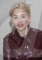 PORTRAIT - Emilia Clarke
