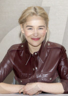 PORTRAIT - Emilia Clarke