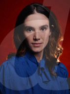 PORTRAIT - Samantha Smart