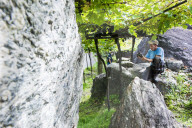 FEATURE - Schweiz: Weinlese im Bleniotal im Tessin 