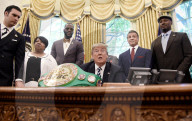 NEWS -  Donald Trump rehabillitiert Jack Johnson in Anwesenheit von Sylvester Stallone 
