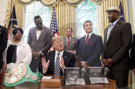 NEWS -  Donald Trump rehabillitiert Jack Johnson in Anwesenheit von Sylvester Stallone 