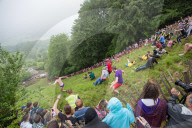 FEATURE - Alle Jahre wieder: Cheese Rolling Race in Gloucester