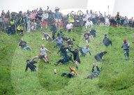 FEATURE - Alle Jahre wieder: Cheese Rolling Race in Gloucester